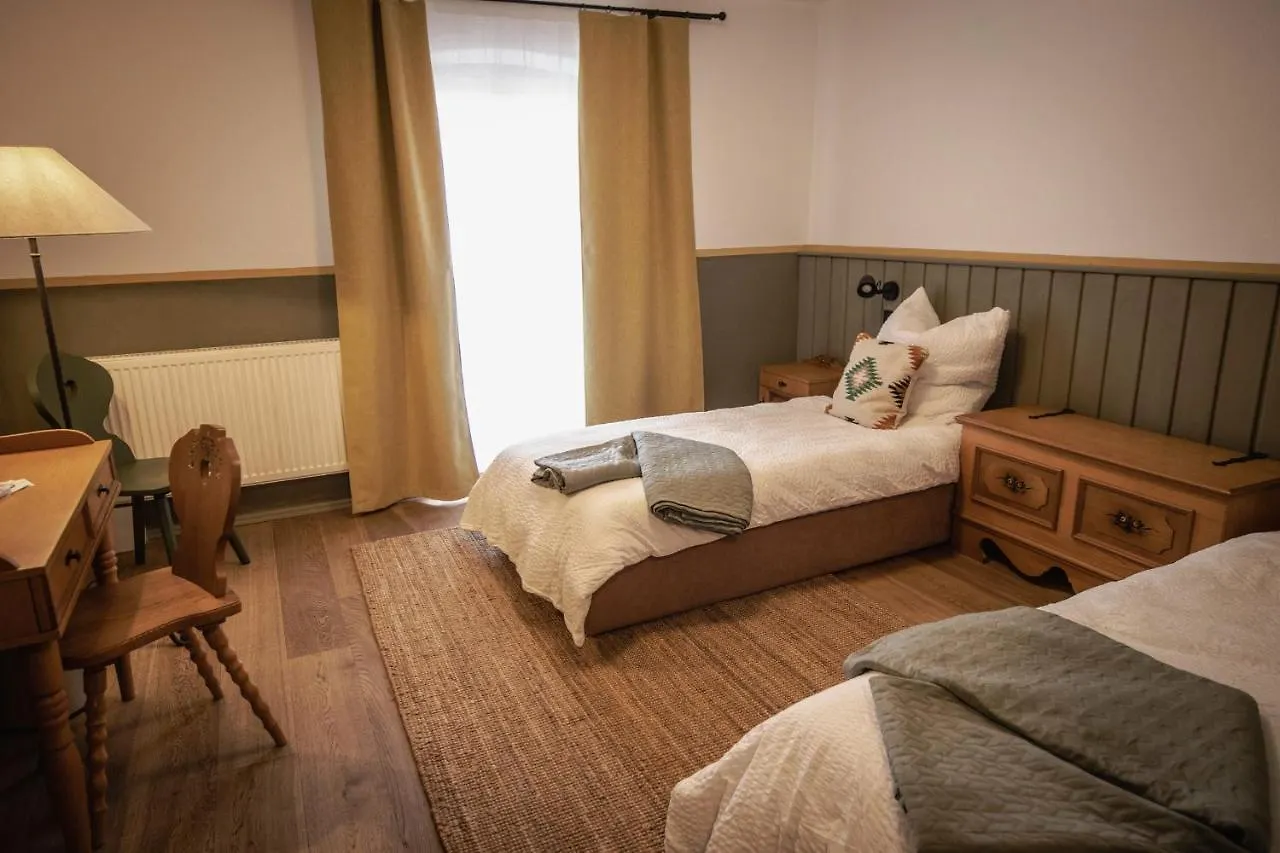 Kastanienhof Pfettrach Hotel Altdorf
